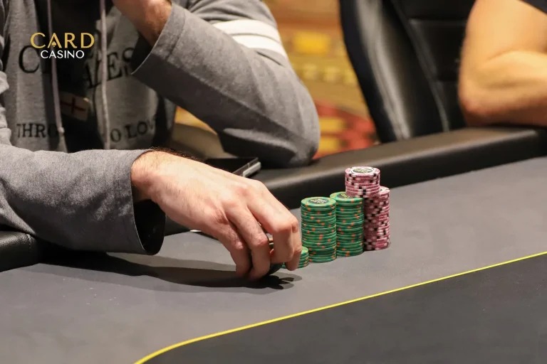 Card Casino SK: Ковач захватывает крупный общий чиплид в Дне 1B!