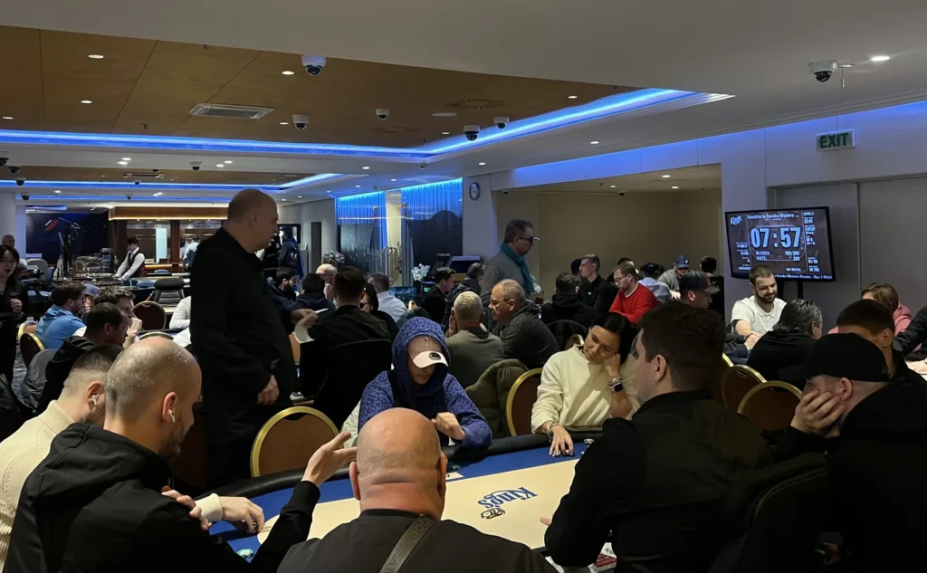 1-е место в King’s для Dopazo Paz на NLH Morning Turbo!