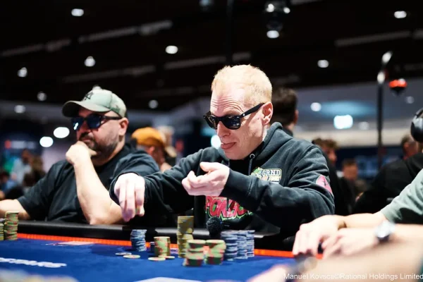 EPT Paris Main Event: Успешный набор фишек для Тойзля и Шнайдерса