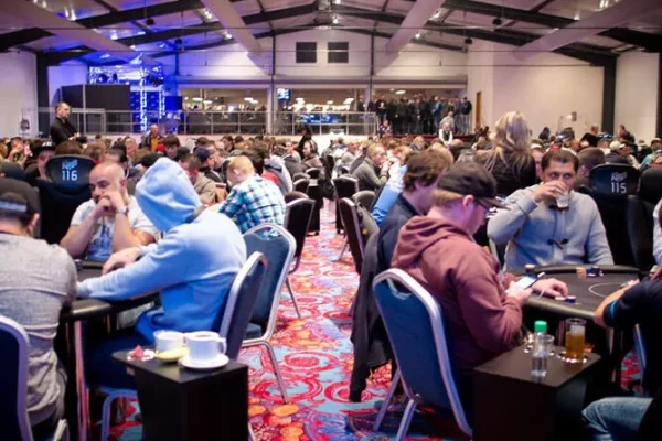 King’s: Vamos Poker Tour стартует с Mystery Bounty Warm Up!