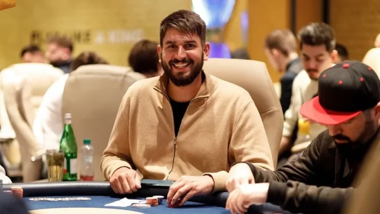 Скромный старт King’s Million PLO Mystery Opener!