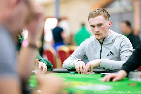 Amiguet, Kamphues и Bartuschk проходят в День 2 Irish Open Luxon Mystery Bounty!