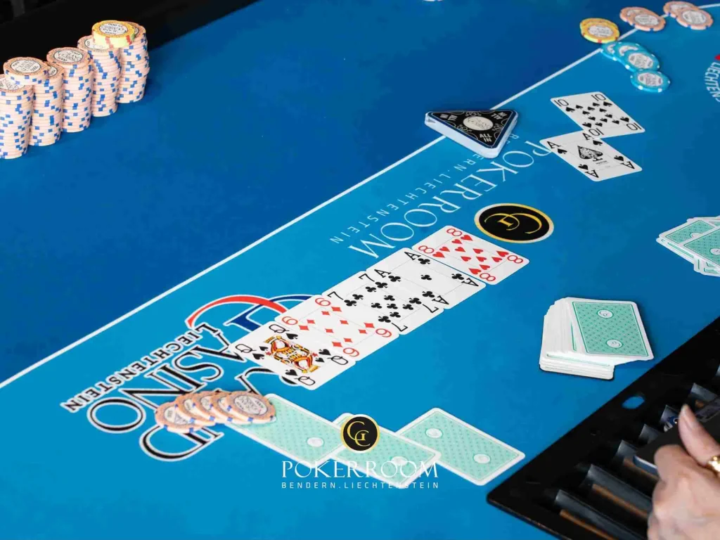 Первое кольцо WSOPC в Лихтенштейне достается Паскалю Штурценеггеру из Швейцарии!