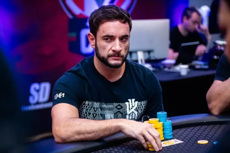 Скандал на WSOPE – игрок вылетает на глубокой стадии турнира!
