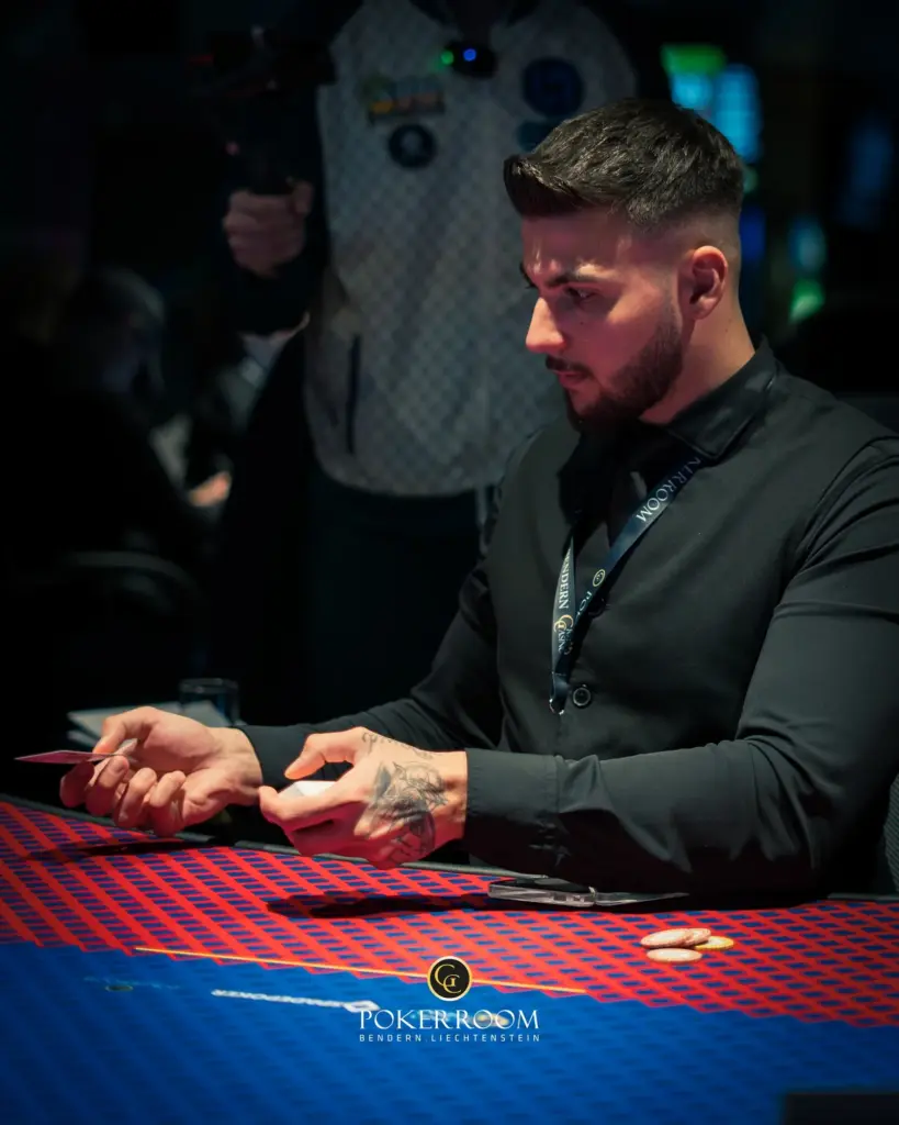 „Supper Rappi“ вызывает хаос на Community Poker Festival / „Mrs. Devil“ — лидер по фишкам 1D в ME!
